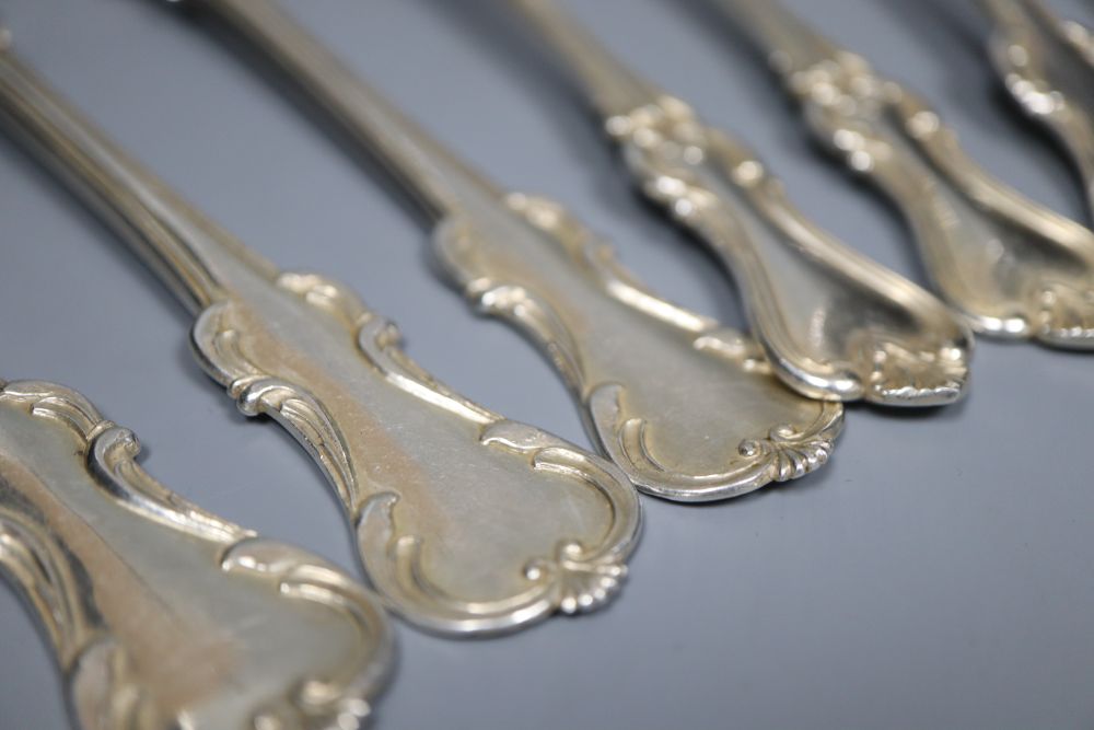 A set of six mid 19th century Russian 84 zolotnik sweetmeat forks and six similar Russian teaspoons, 9.5oz.